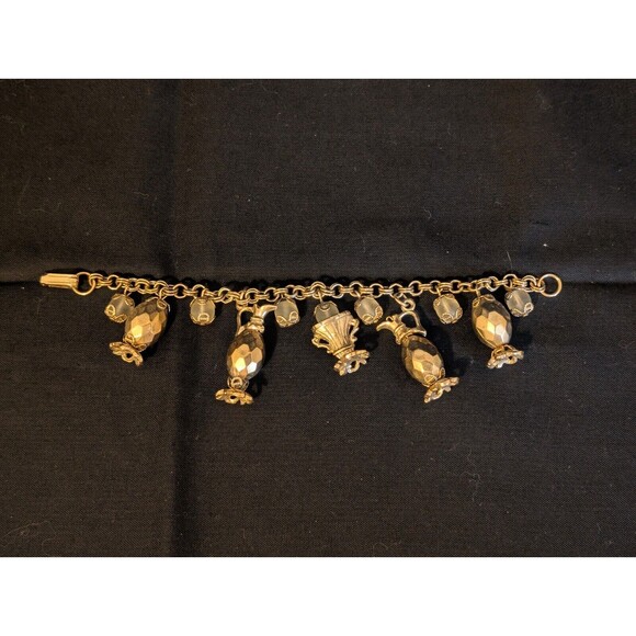 Vintage Charm Bracelet 5 Pitchers Ewers Vases Charms & 6 Frosted Beads - 7" Long - Picture 1 of 9